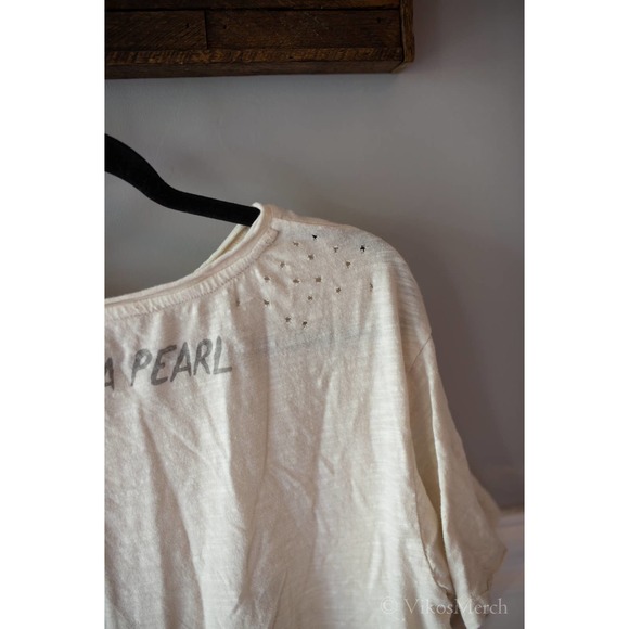 Magnolia Pearl Moon Tee Shirt - Picture 3 of 4